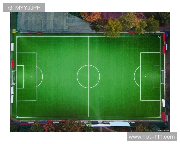 足球场地禁区的战术意义与球员心理分析探讨